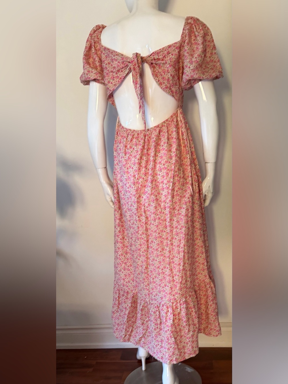 Blu peper  Pink Floral Puff Sleeve Open Back Maxi Dress Size M - Picture 3 of 8